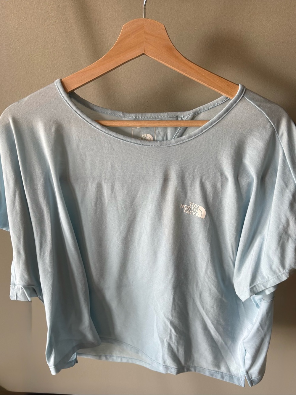 The North Face Women's Light Blue Cropped shirt